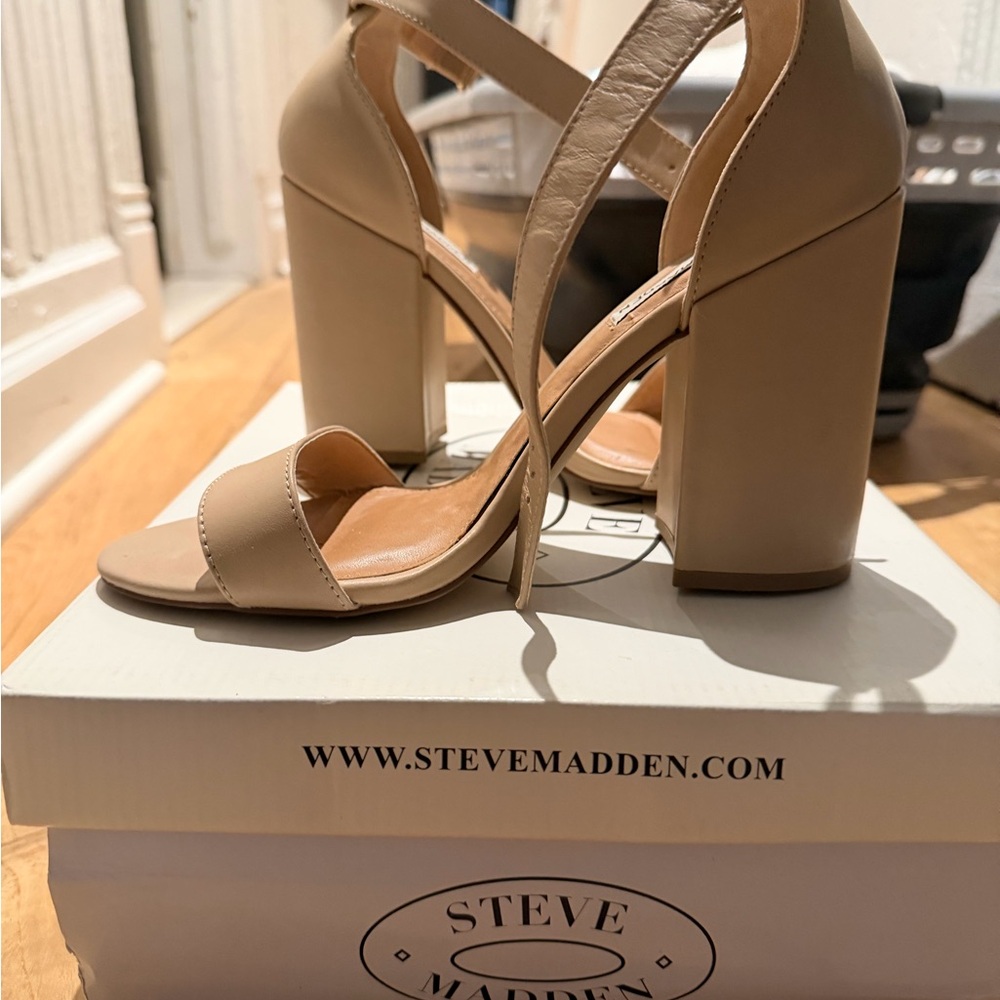 Steve Madden Beige Block Heel Sandals with Ankle Straps